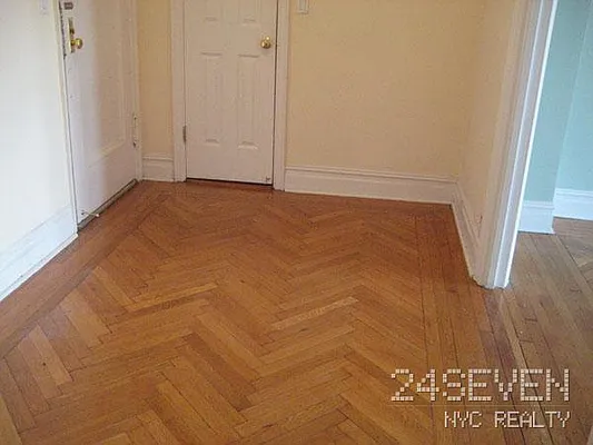 Rented by 24 7 NYC Realty Inc. | media 53