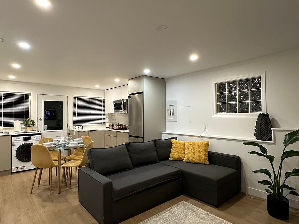 1st image of 810 Burley Dr #15