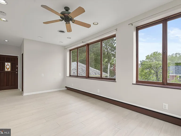3007 Oliver St NW — Photo 19