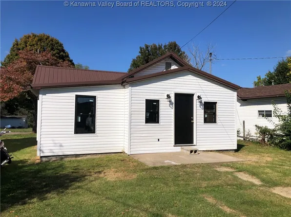 3408 Mossman Ave, Point Pleasant, WV 25550