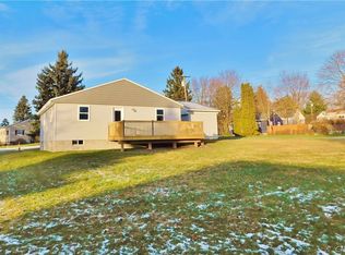 34 Cotty Dr, East Syracuse, NY 13057