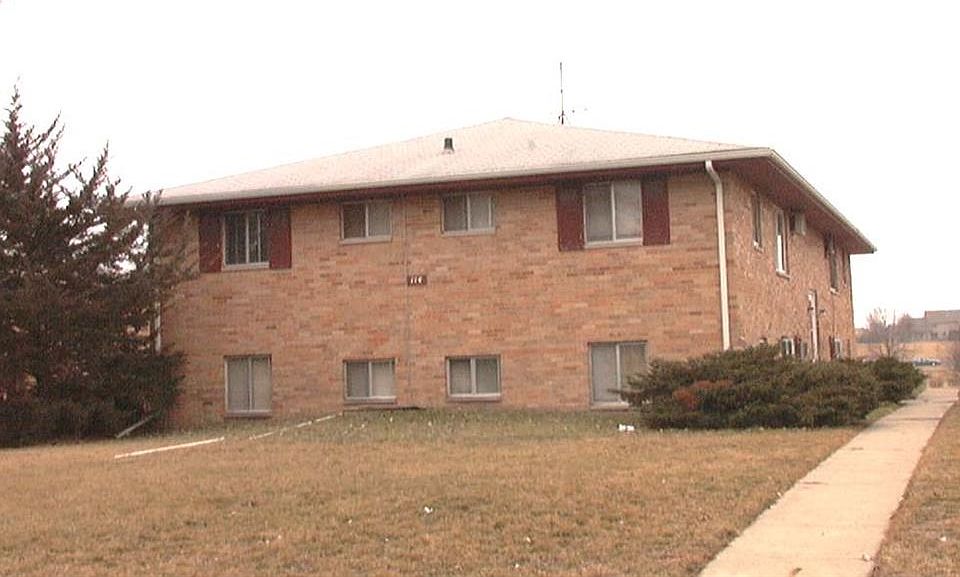 1st image of 114 NW College Ave