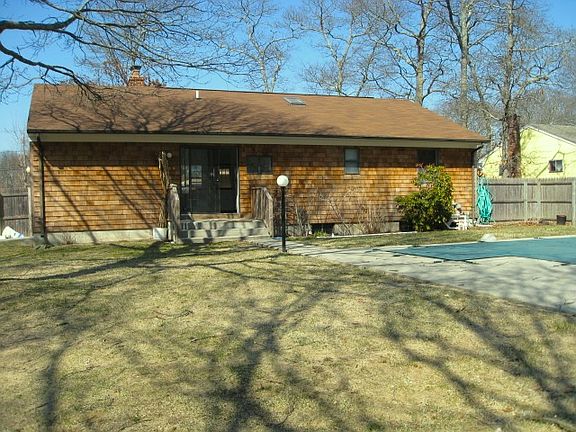 2nd image of 10 Maryland Blvd