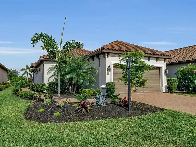 4755 Motta Ct — Photo 1