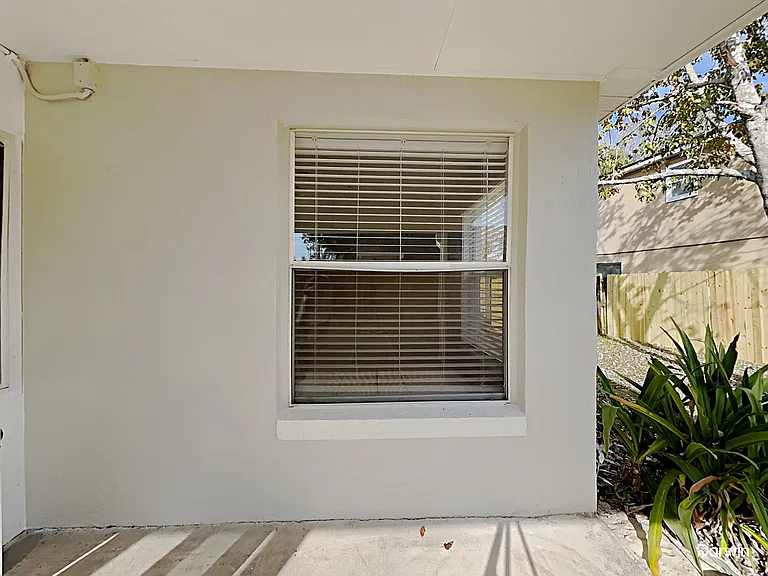 305 Cello Cir — Photo 16