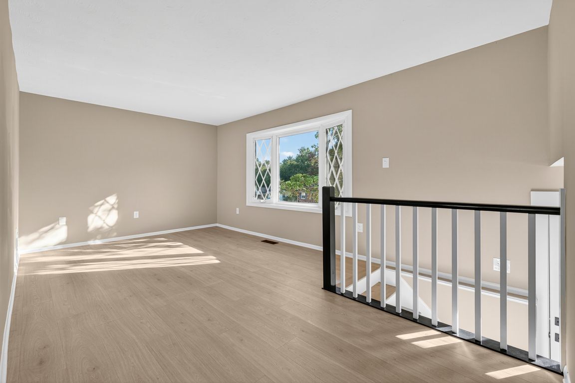 next background image