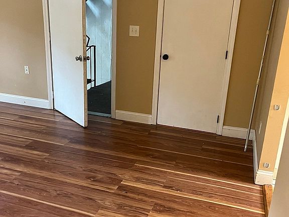 5th image of 9 Tideview Path APT 3