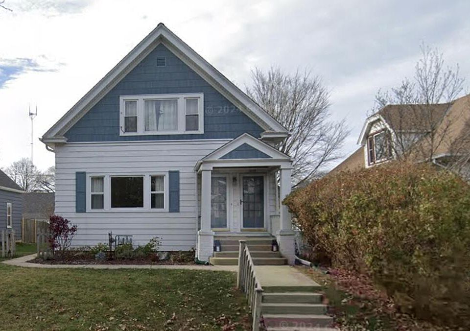 1st image of 4533 North Bartlett AVENUE #4535