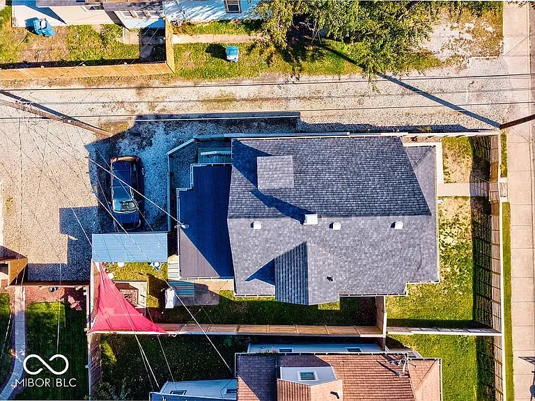 330 Bernard Ave — Photo 42