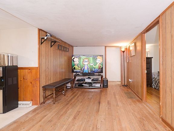 5th image of 330 Mount Wayte Ave
