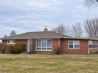 29243 Poplar Rd, Centralia, IL 62801