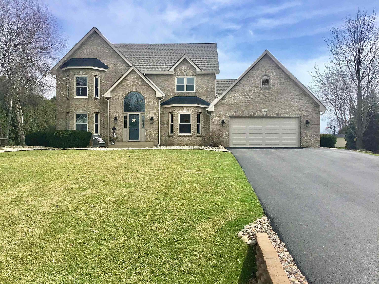 7565 Joy Ln, Roscoe, IL 61073 Zillow