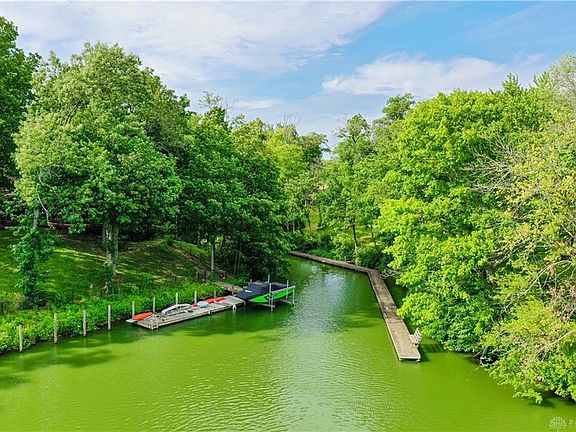 5th image of 4064 N Lake Shore Dr