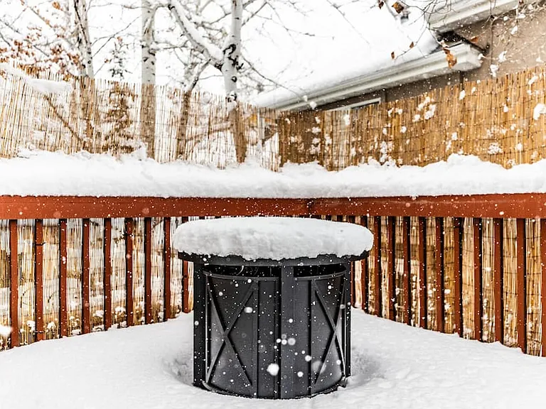 E Rustic Spring Ln — Photo 43