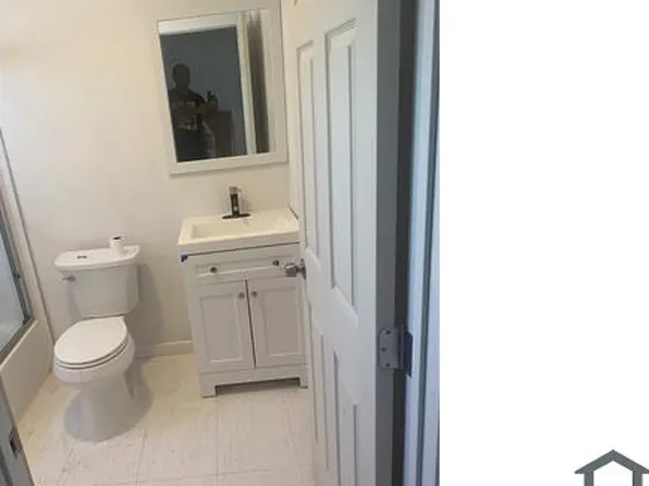 2125 E 25th St APT 2, Oakland, CA 94606