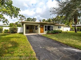 415 SW 10th St, Pompano Beach, FL 33060