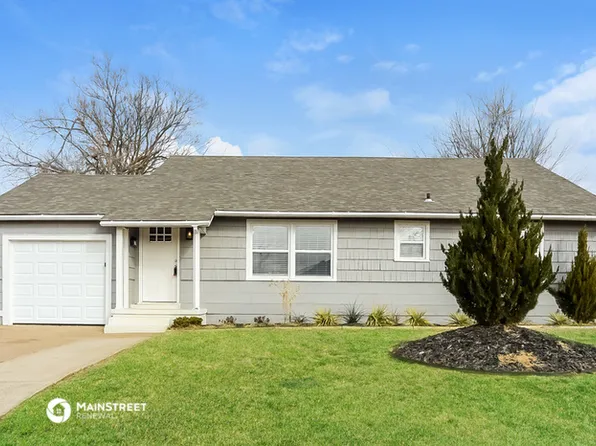 1109 Hazelwood Dr, Midwest City, OK 73110