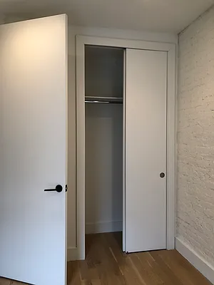 Rented by ROUND CUBE GROUP LLC | media 16