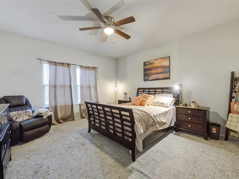 1615 Goose Island Ln — Photo 6