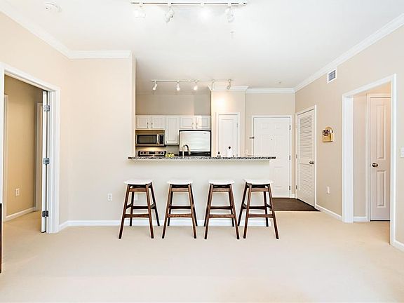 4th image of 1000 Providence Pl APT 283