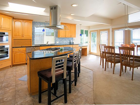 5th image of 12822 Shorecrest Dr SW