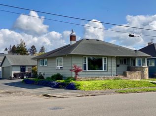 1404 3rd St, Tillamook, OR 97141