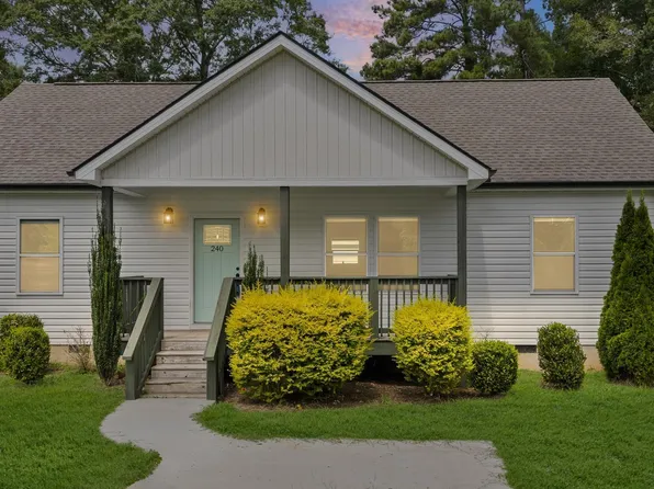 240 Stone Ave, Woodruff, SC 29388