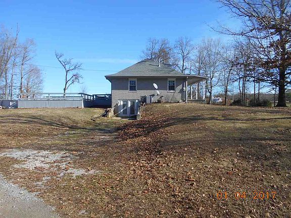 3rd image of 1870 Smith Ln