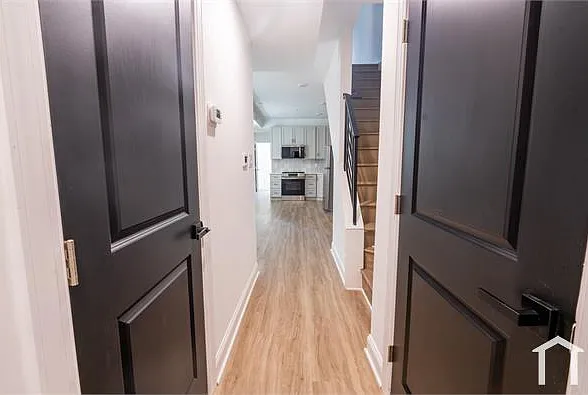 3140 W Diamond St #2 — Photo 2