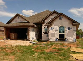 3308 Morgan Creek Rd, Yukon, OK 73099