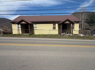 1408A Fayette Pike W, Montgomery, WV