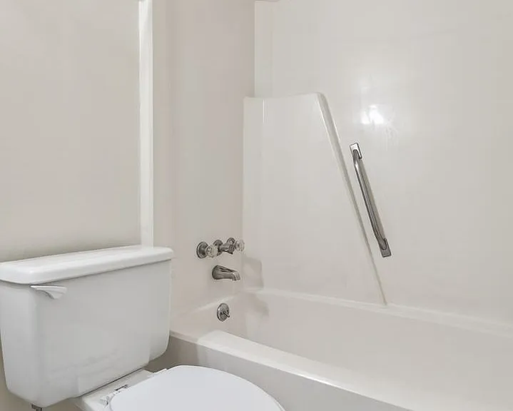 403 Wormwood Ln #H — Photo 23