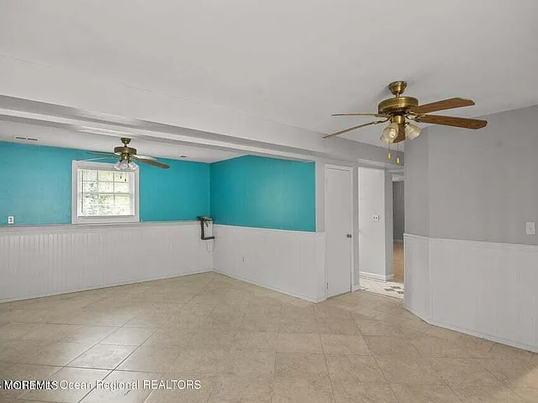 46 Walter Dr — Photo 17