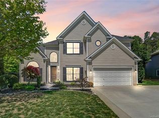 208 Pleasant Grove Ln, Mooresville, NC 28115