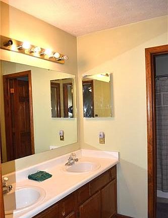 5th image of 2244 Valley Creek West Ln