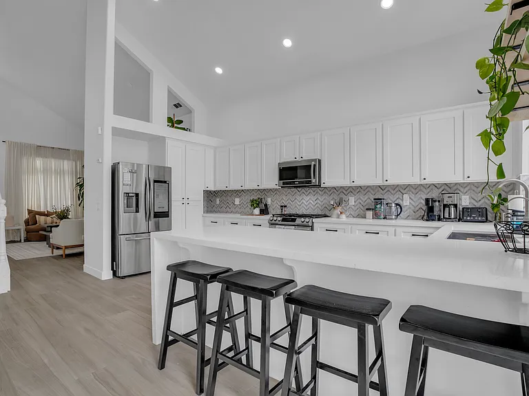 3437 Mesa Verde Cir — Photo 17