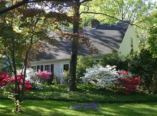 215 Dogwood Ln, Berkeley Heights, NJ 07922