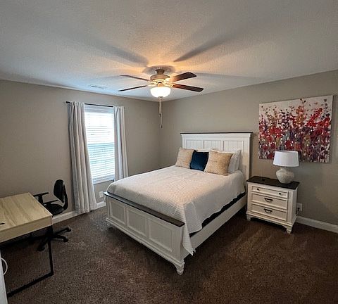 3rd image of 571B Heritage Pointe Dr #B