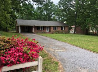 120 Jackson St, Lexington, NC 27295