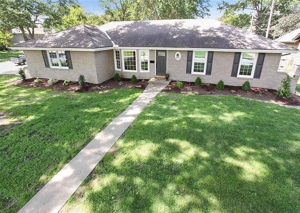 Better than New.  Complete Renovation.  New exterior paint, landscaping, electrical panel, HVAC, HWH, Windows, Kitchen, wood floors on Main Level, Bathrooms.  This house will not disappoint!!!