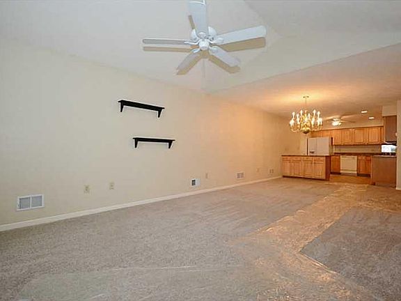 5th image of 349 Allandale Dr