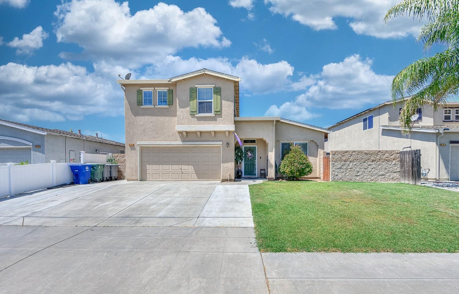 923 Buchannan Ave, Parlier, CA 93648 Zillow