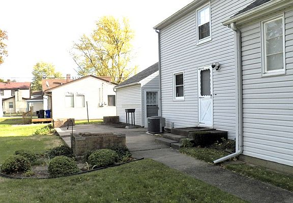5th image of 1723 Van Wie Ave