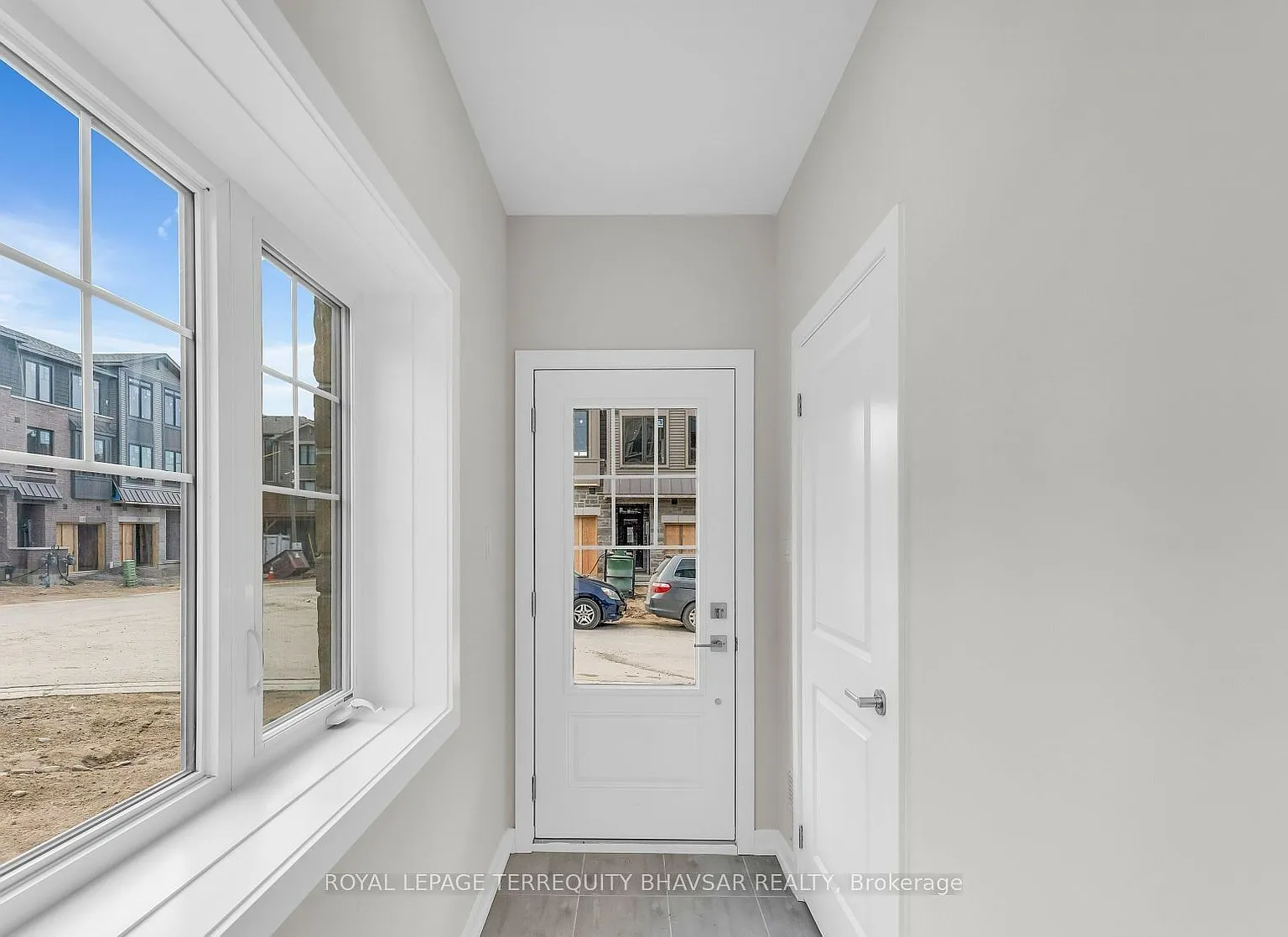 2 bed, $2,450 — Photo 4