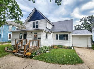 112 E Union St, Manchester, IA 52057