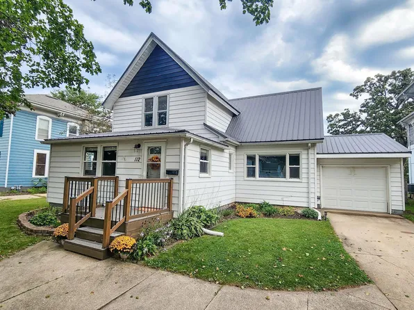112 E Union St, Manchester, IA 52057
