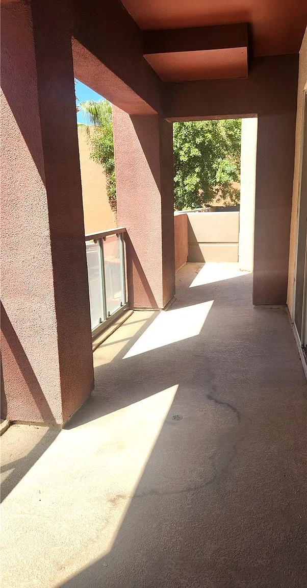 2 bed, 2.0 bath, 1155 sqft, $1,495 — Photo 2