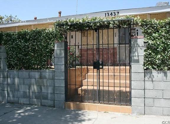 5th image of 13437 Strathern St