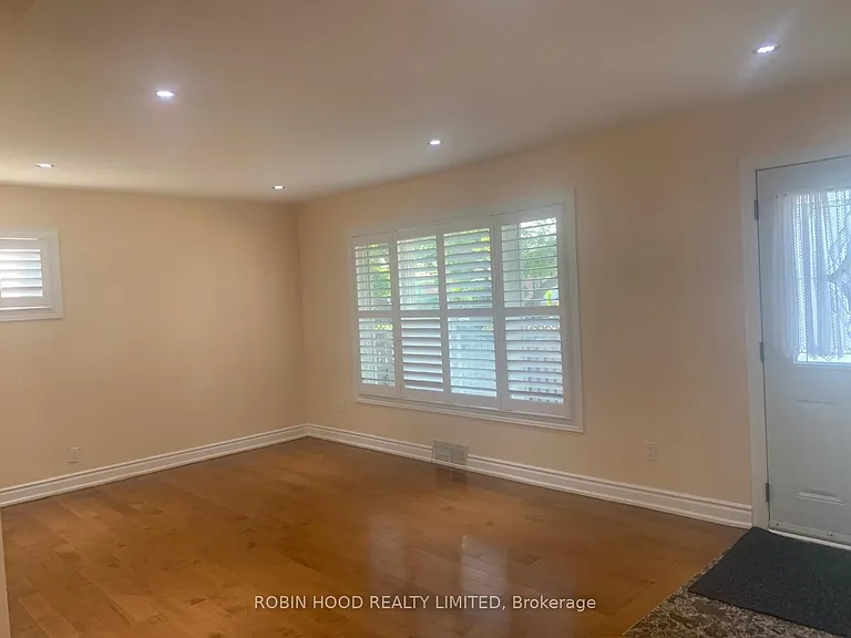 63 Pachino Blvd #MAIN — Photo 4