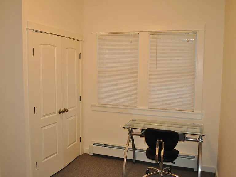 203 Williams St — Photo 8